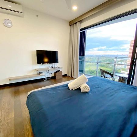 Almas Suites Puteri Harbour Nusajaya  Zewnętrze zdjęcie